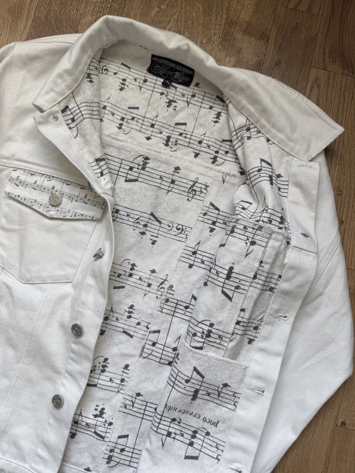 “notes” denim jacket