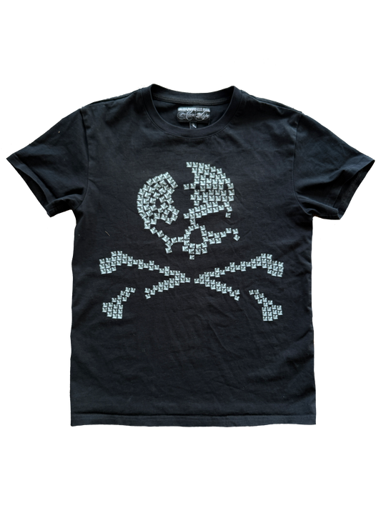 “skull” studded tshirt