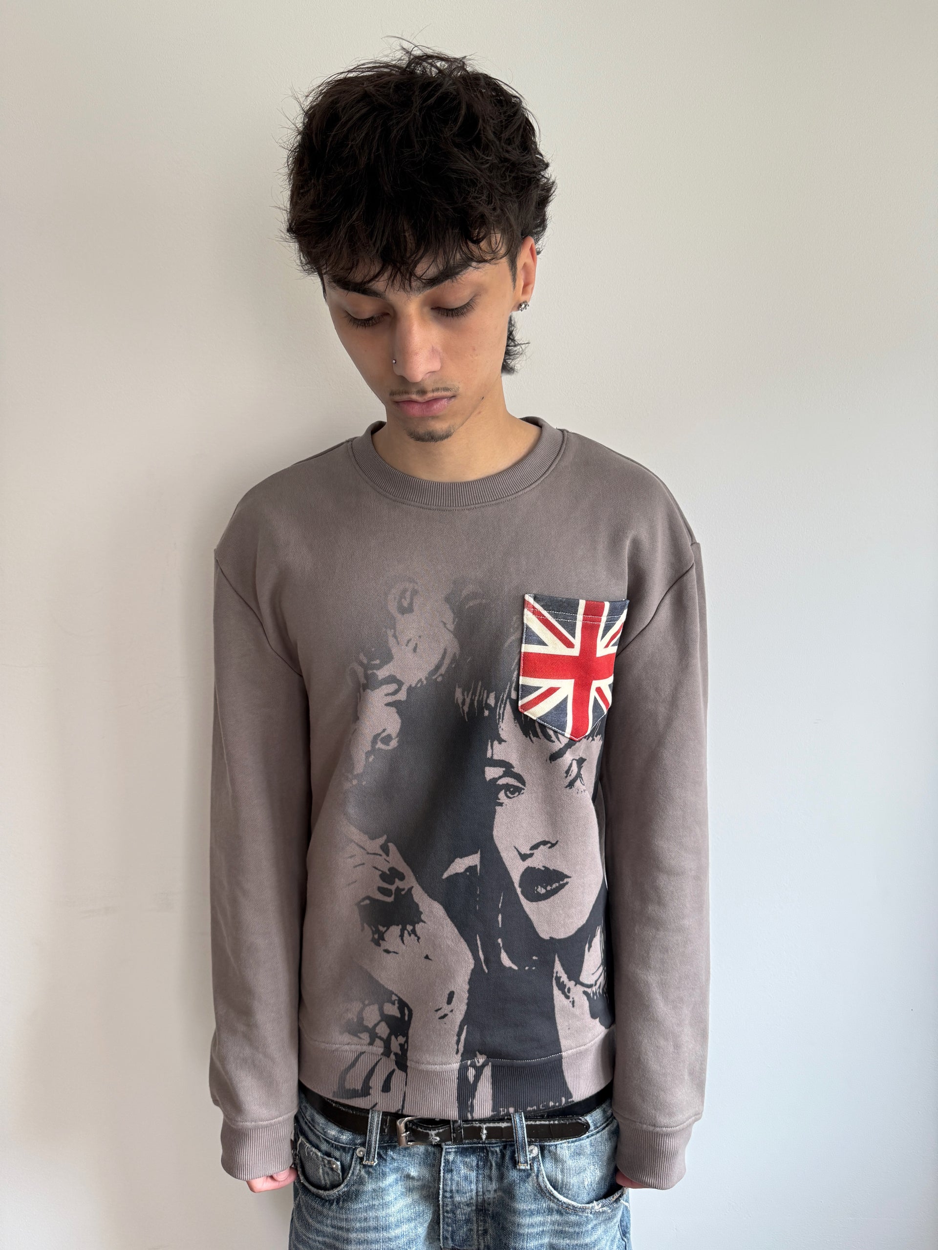 uk crewneck